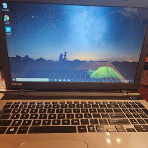 Toshiba Satellite L55-C i5 Laptop Computer